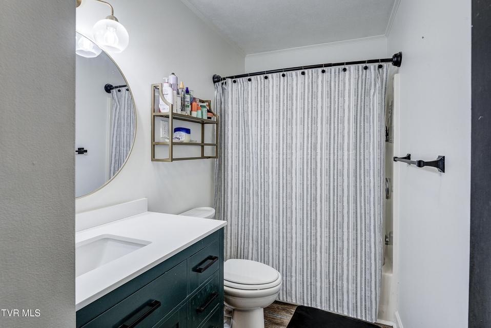 Photo #25: 110 Hopeville Avenue