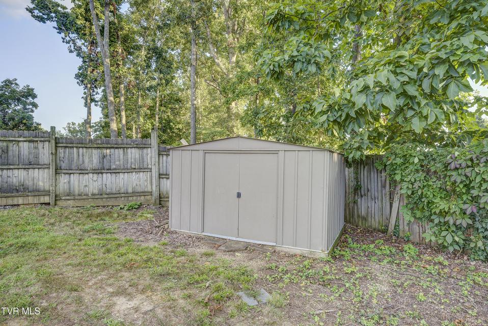 Photo #39: 110 Hopeville Avenue