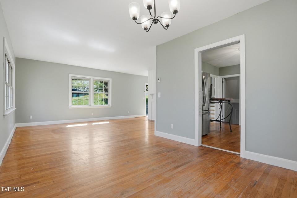 Photo #9: 103 Sherwood Drive