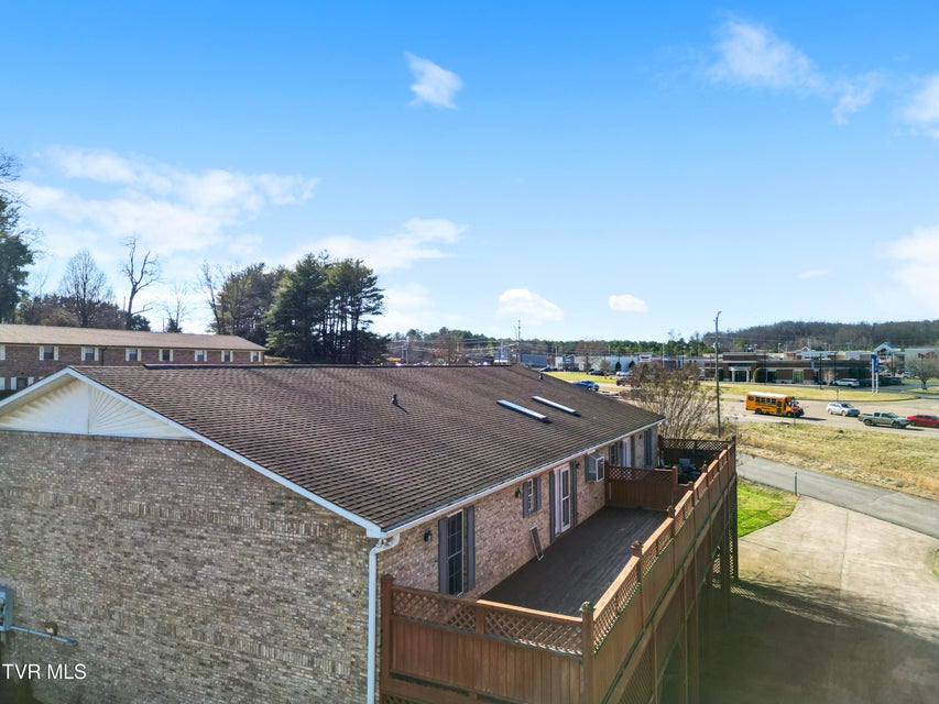 Photo #8: 101 Crestview Drive