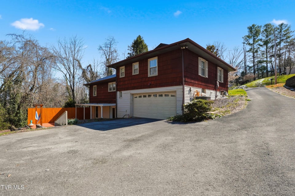 Photo #34: 103 Sherwood Drive