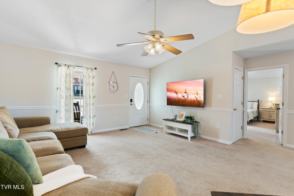 Photo #11: 101 Crestview Drive