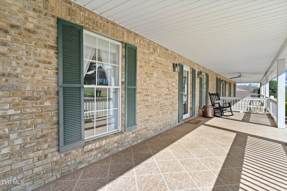 Photo #36: 101 Crestview Drive