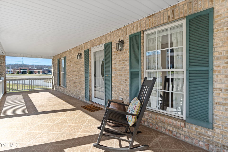 Photo #37: 101 Crestview Drive