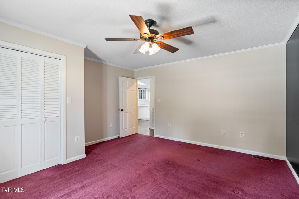 Photo #49: 101 Crestview Drive