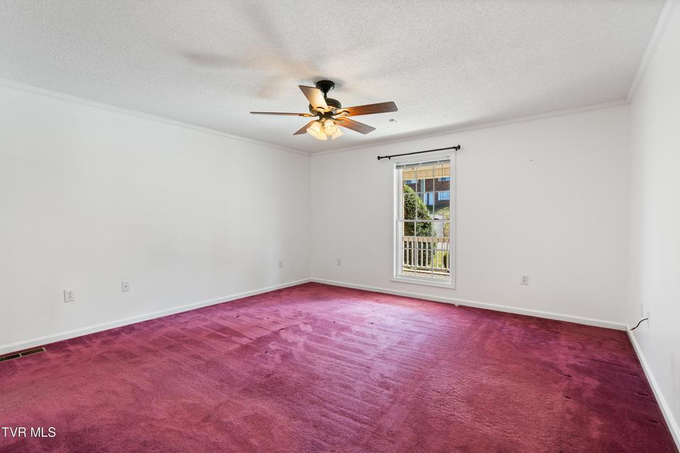 Photo #51: 101 Crestview Drive