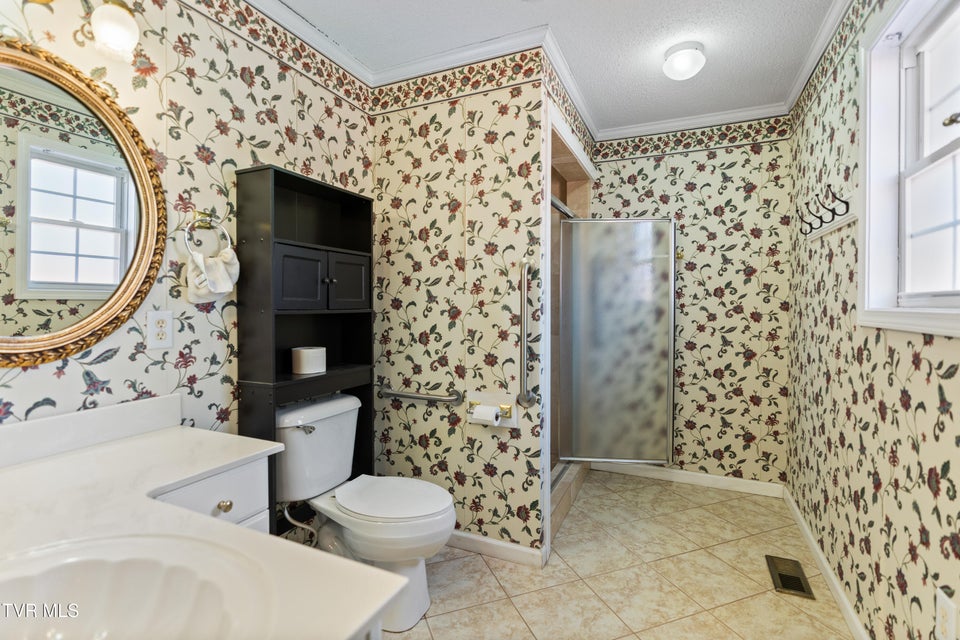 Photo #55: 101 Crestview Drive