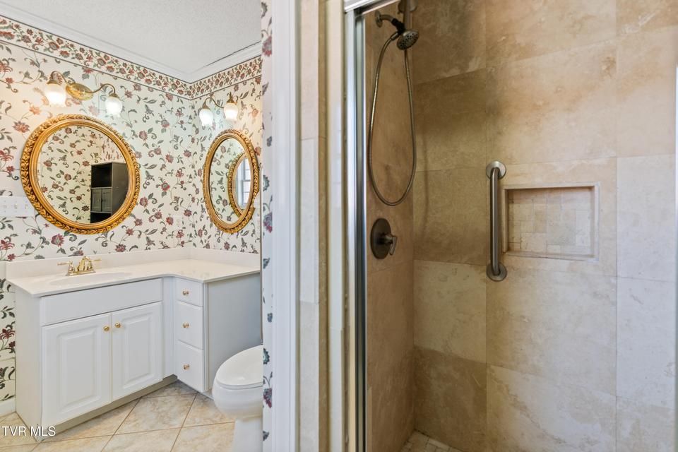 Photo #56: 101 Crestview Drive