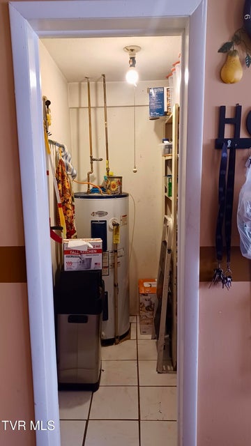 Photo #10: 1411 Island Road