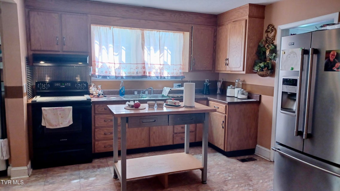 Photo #8: 1411 Island Road