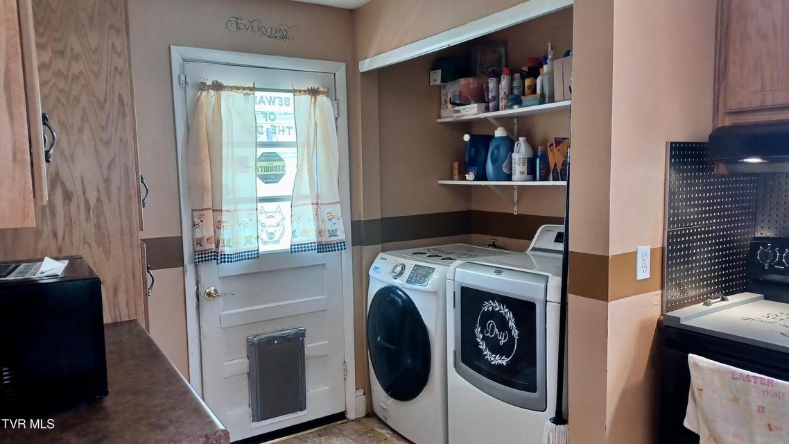 Photo #11: 1411 Island Road