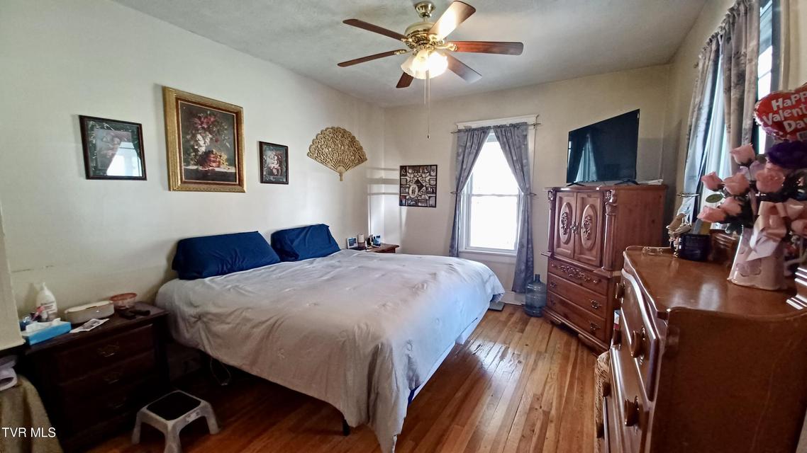 Photo #24: 1411 Island Road