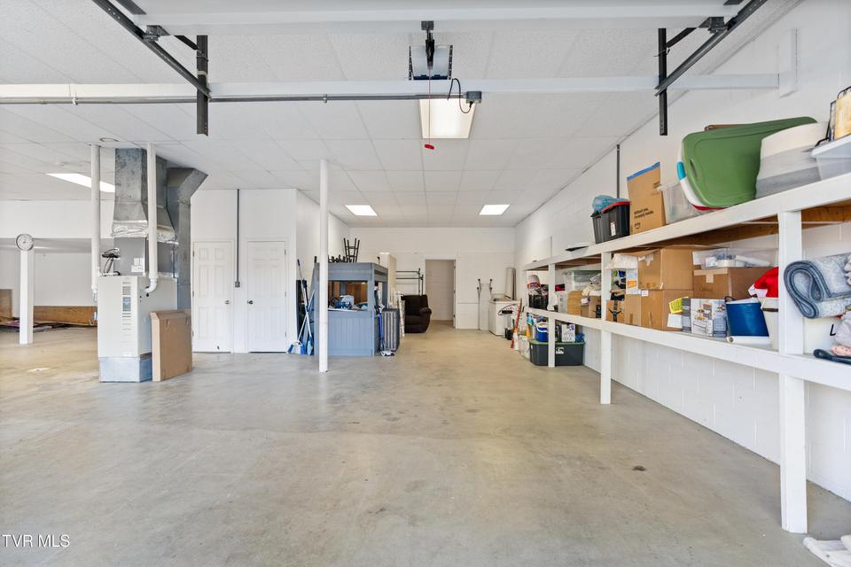 Photo #61: 101 Crestview Drive