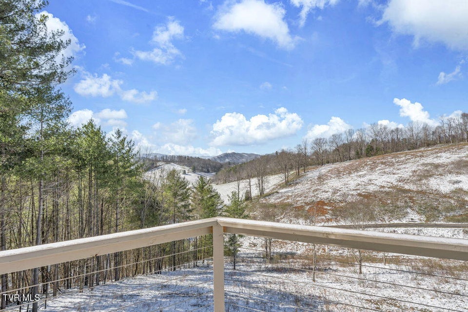 Photo #6: 550 Ridgeview Drive