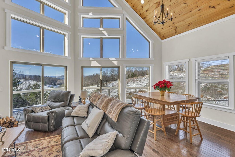 Photo #13: 550 Ridgeview Drive