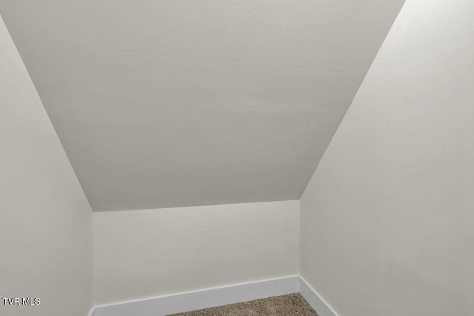 Photo #40: 550 Ridgeview Drive