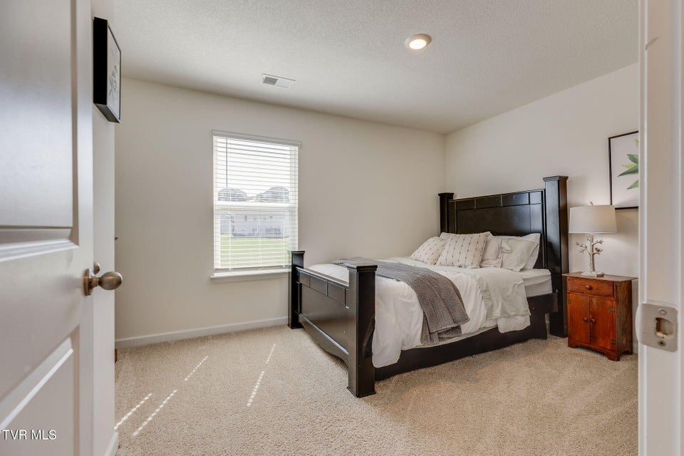 Photo #33: 2475 Bridgeforth Crossing