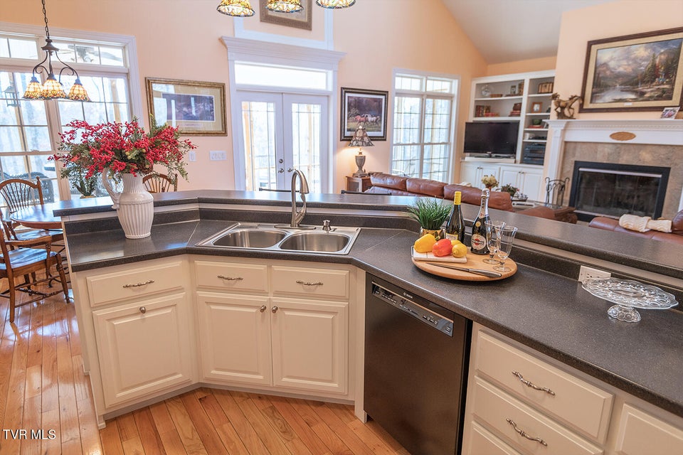 Photo #24: 1331 Bright Hope Road