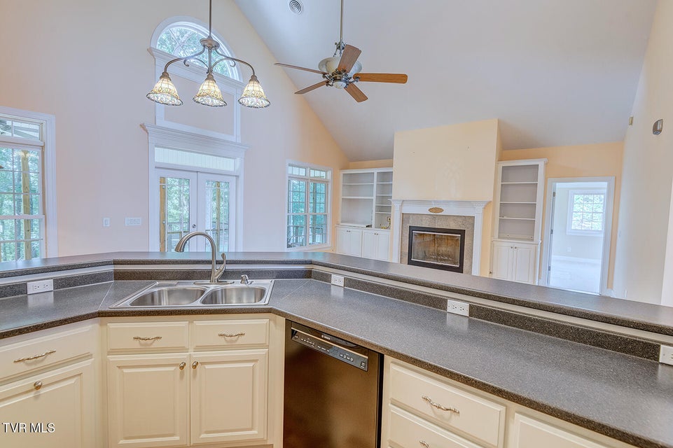 Photo #25: 1331 Bright Hope Road