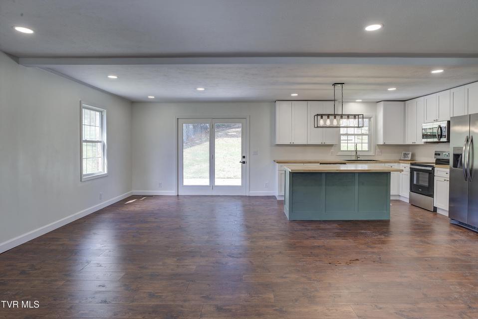 Photo #3: 3017 Winesap Road