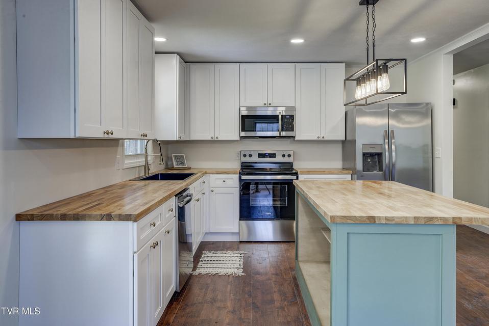 Photo #8: 3017 Winesap Road