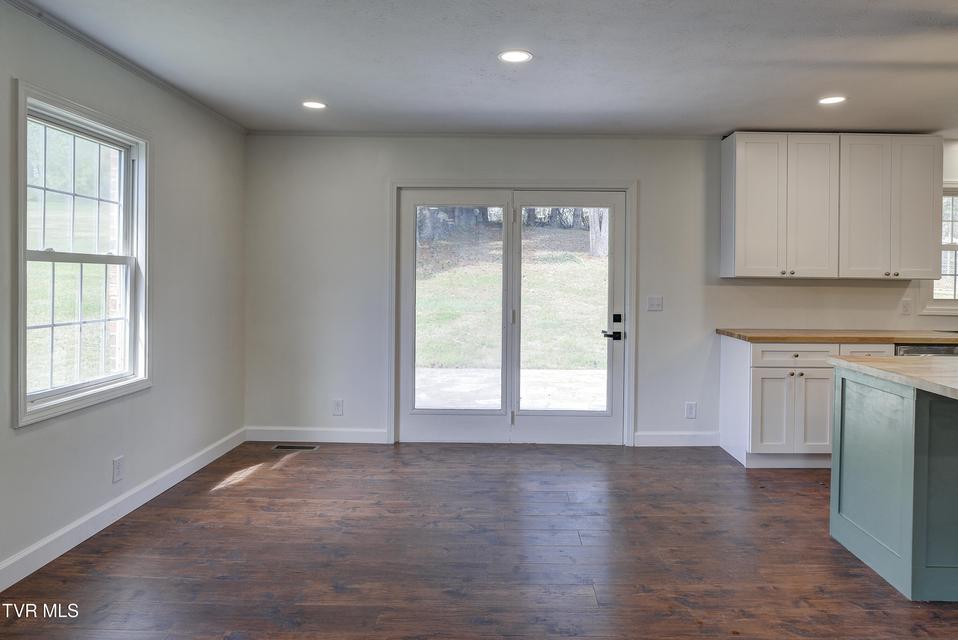 Photo #12: 3017 Winesap Road