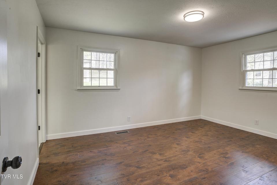 Photo #17: 3017 Winesap Road