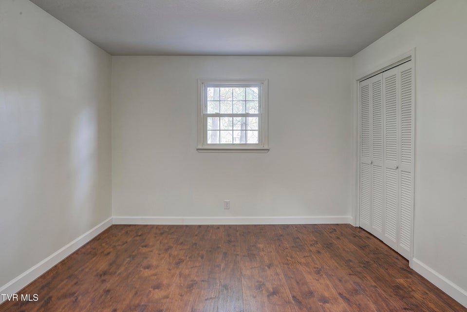 Photo #18: 3017 Winesap Road