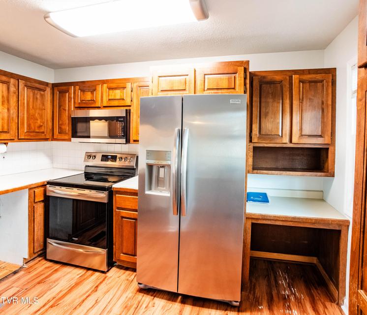 Photo #5: 802 Locust Street