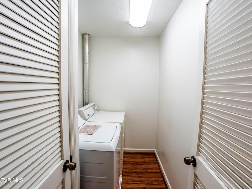 Photo #20: 802 Locust Street