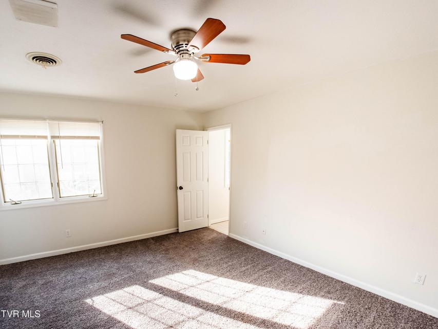 Photo #21: 802 Locust Street