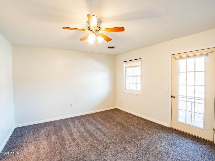 Photo #29: 802 Locust Street