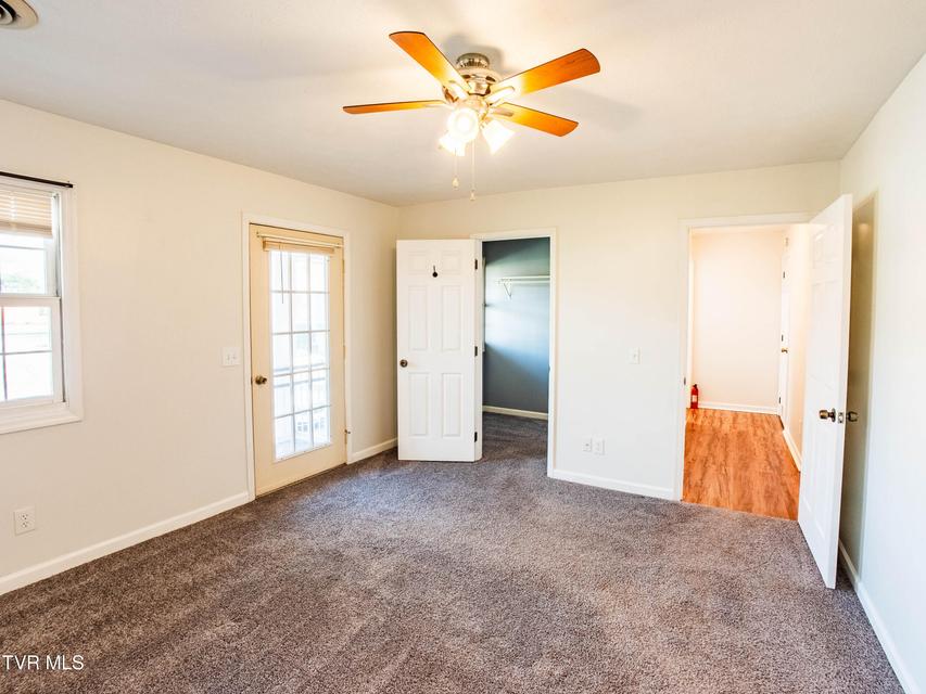 Photo #28: 802 Locust Street