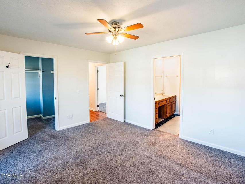 Photo #30: 802 Locust Street