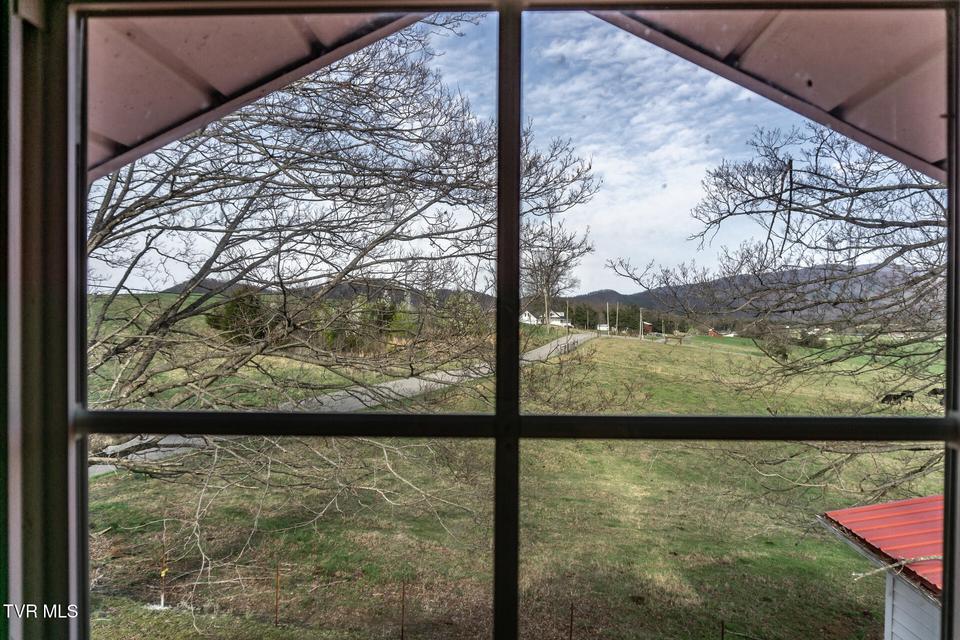 Photo #47: 645 Garrett Hill Road