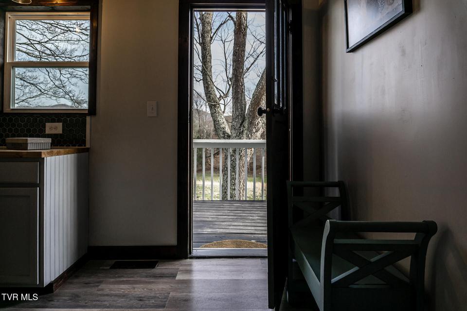 Photo #38: 645 Garrett Hill Road