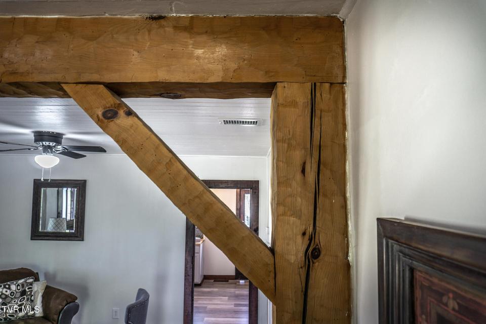 Photo #11: 645 Garrett Hill Road