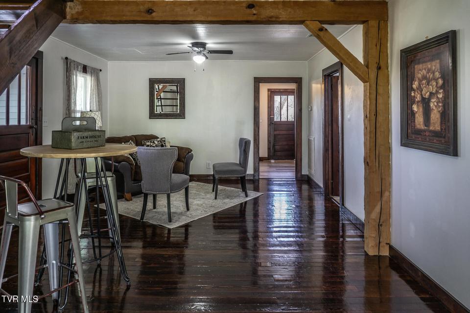 Photo #9: 645 Garrett Hill Road