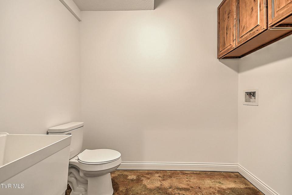 Photo #35: 105 Smartview Lane