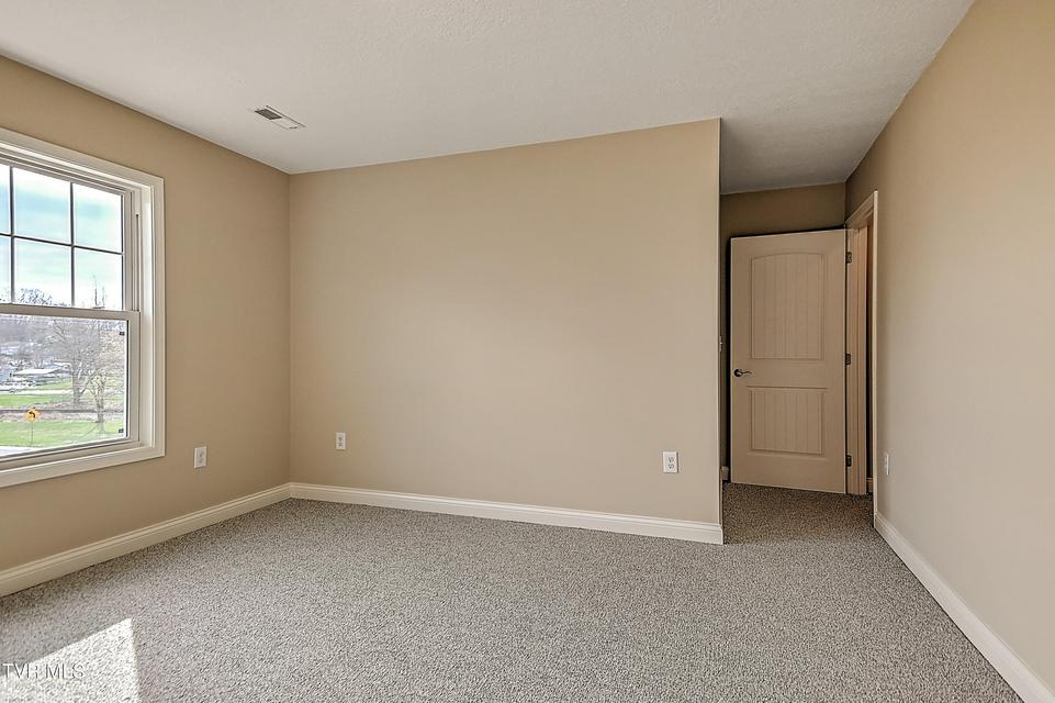 Photo #23: 105 Smartview Lane