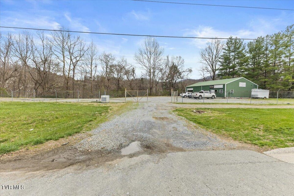 Photo #17: 3861 Highway 19-E 