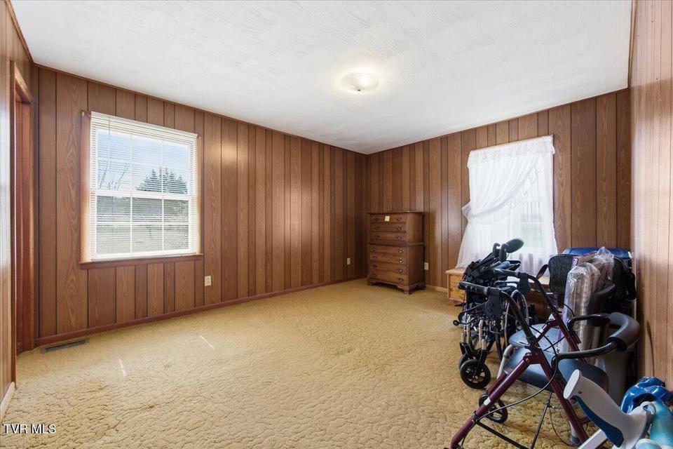 Photo #17: 533 Monte Vista Drive