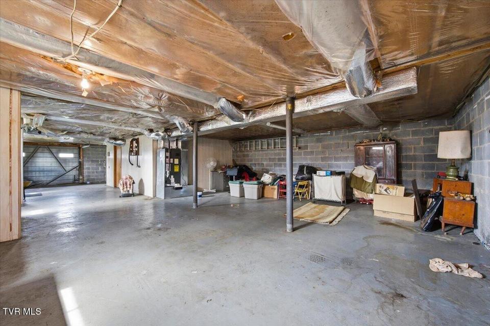 Photo #23: 533 Monte Vista Drive