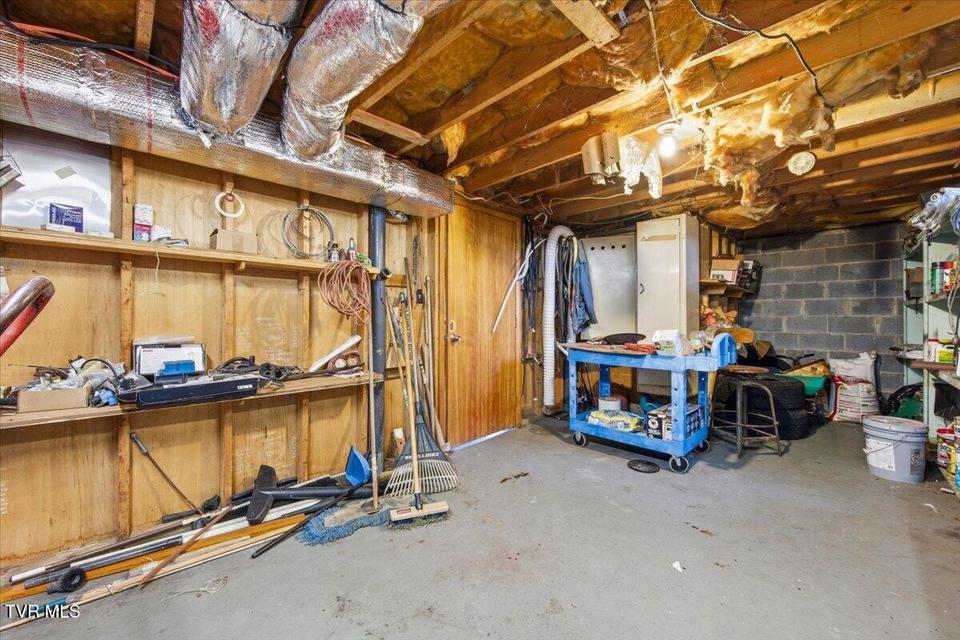 Photo #28: 533 Monte Vista Drive