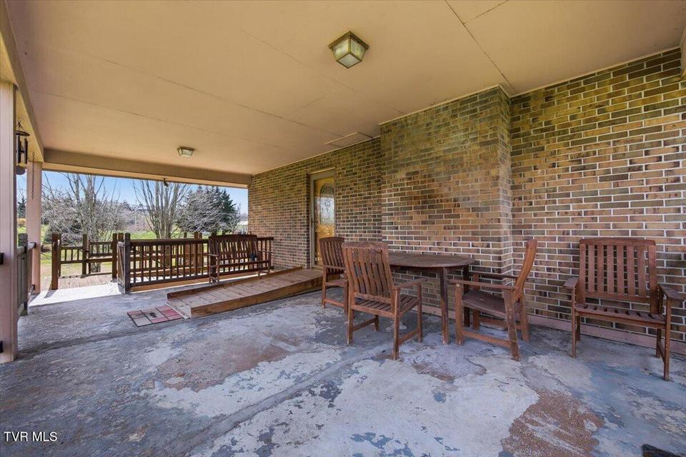 Photo #31: 533 Monte Vista Drive