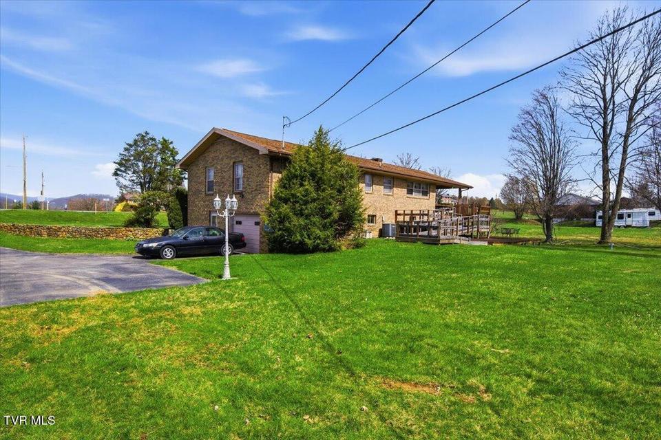 Photo #34: 533 Monte Vista Drive