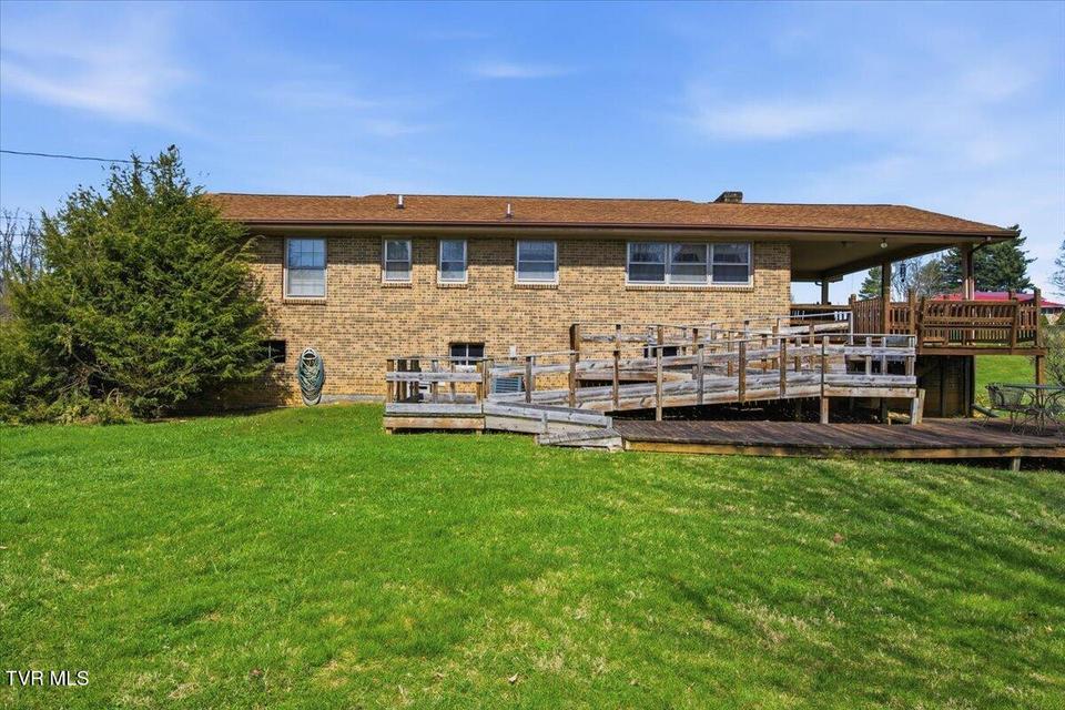 Photo #35: 533 Monte Vista Drive