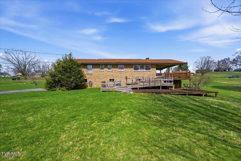 Photo #36: 533 Monte Vista Drive