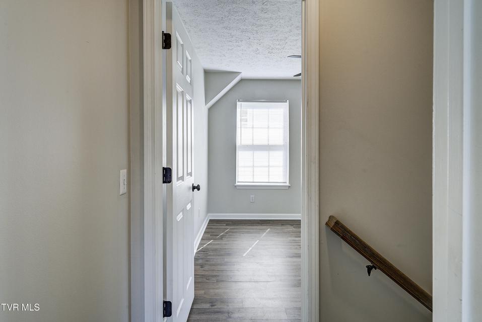 Photo #23: 121 Saint James Place