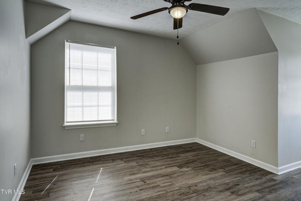 Photo #24: 121 Saint James Place